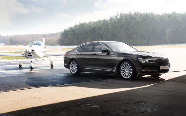 Discover Hassle-Free Travel: Private Transfers at Nice Airport